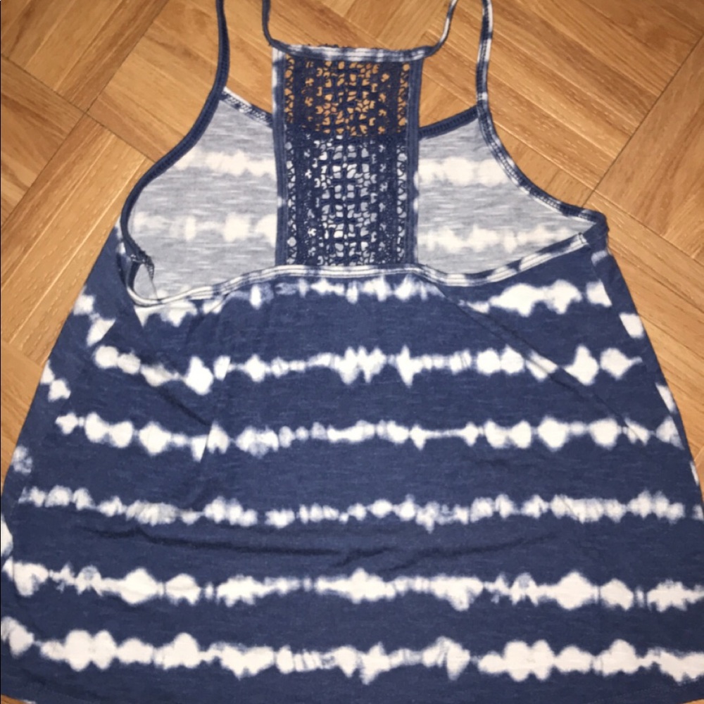 Too - Picture 2 of 2